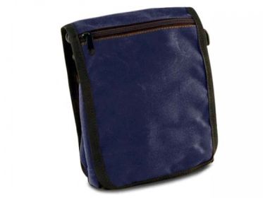 PAW of Swedens Messenger Bag Classic waxed cotton blckbl